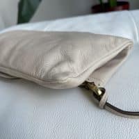 Mulberry Cookie Clutch in Pebbled Beige Soft Matte Leather with shiny gold hardware - Image 8