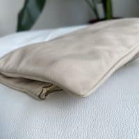 Mulberry Cookie Clutch in Pebbled Beige Soft Matte Leather with shiny gold hardware - Image 9