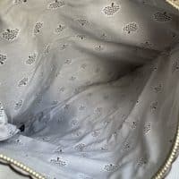 Mulberry Cookie Clutch in Pebbled Beige Soft Matte Leather with shiny gold hardware - Image 11