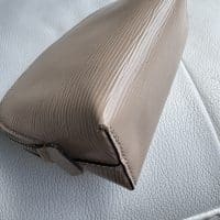 Louis Vuitton Epi cosmetics pouch PM - Image 7