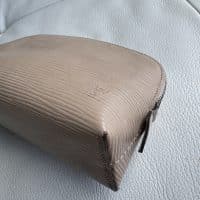 Louis Vuitton Epi cosmetics pouch PM - Image 8