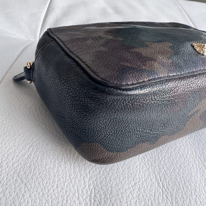 Mulberry Cara Camo Zipped Pochette Wristlet in Green Camo Printed Goat - Image 10