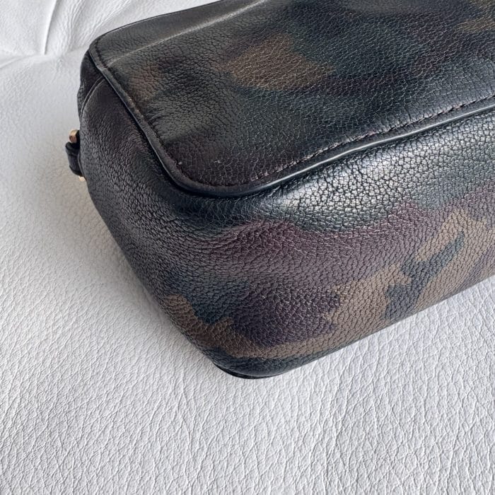 Mulberry Cara Camo Zipped Pochette Wristlet in Green Camo Printed Goat - Image 13